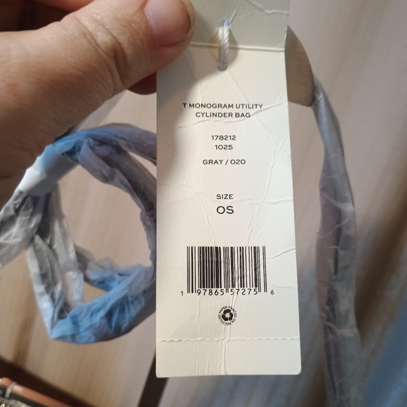 Tory Burch T Monogram Utility Cylinder Bag NWT - Picture 6 of 9